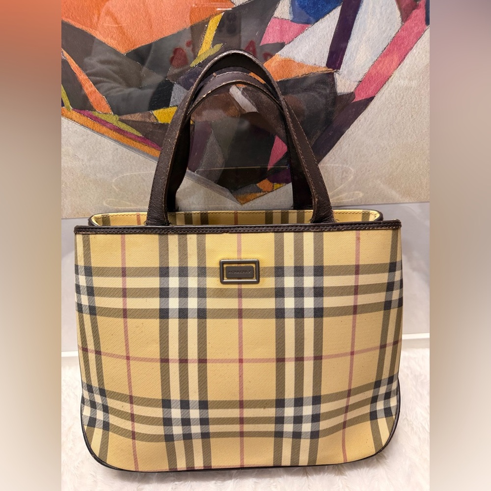 BURBERRY **Storage Smell**Project**House Check Tote Bag